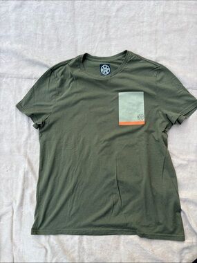 NEW - EXP 100% Cotton Men's Olive Green Graphic Pocket T-Shirt - L